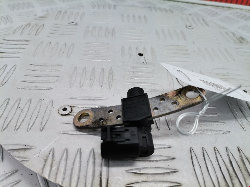 Датчик положения коленвала RENAULT Megane II 2002-2009