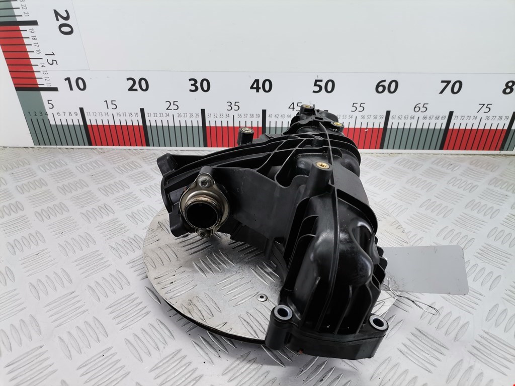 Коллектор впускной VOLKSWAGEN Passat B7 2011-2015