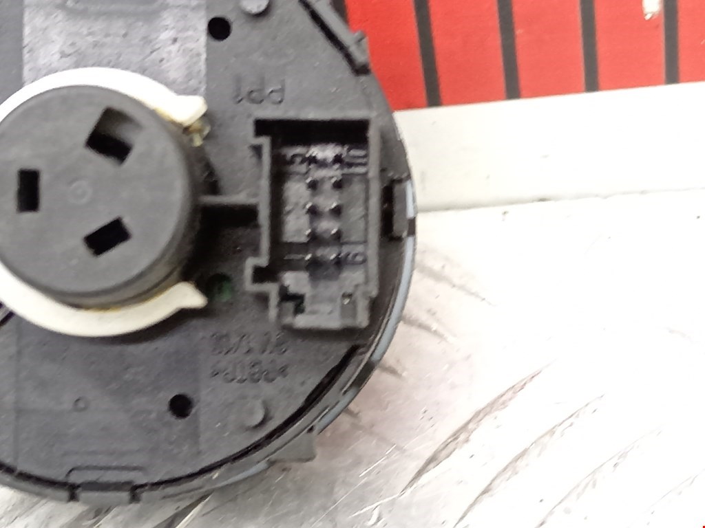 Переключатель света фар VOLKSWAGEN Touran 2003-2010