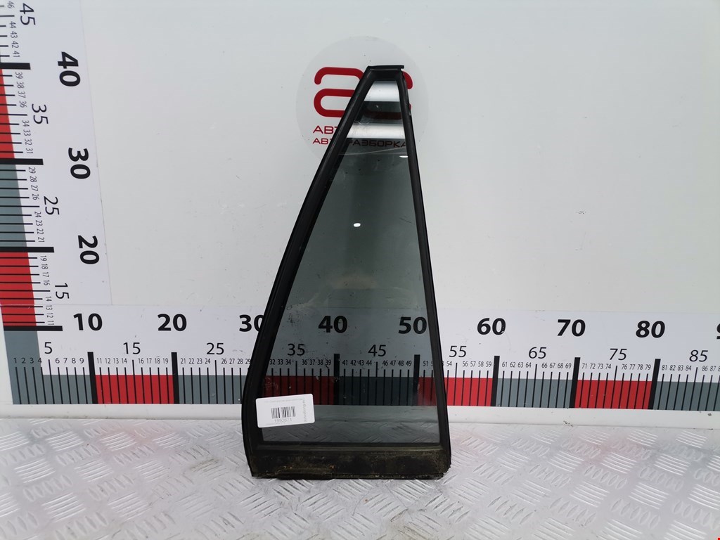 Стекло двери задней правой (форточка) Mitsubishi Lancer 9 (2000-2010)