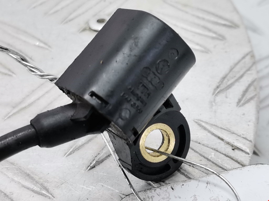 Датчик положения распредвала VOLKSWAGEN Passat B7 2011-2015