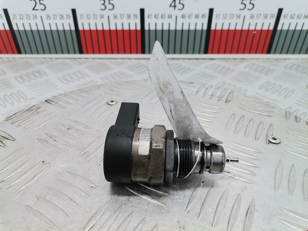 Регулятор давления топлива Volkswagen Passat 7 (2012-2015)