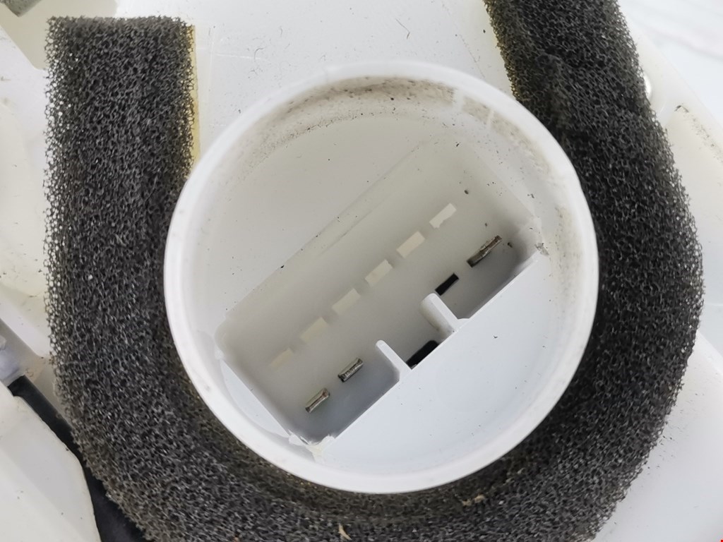 Замок двери задней правой FIAT Sedici 2005-2014