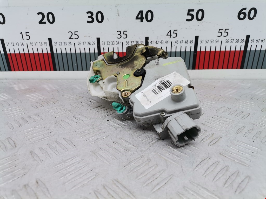 Замок двери задней правой NISSAN Primera P11 1996-2002