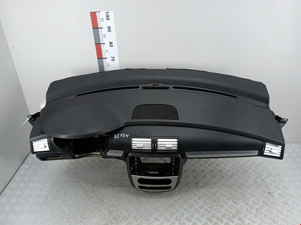 Торпедо (парприз панель приборов панель передняя) Mercedes R-Class (W251) (2005-2017)