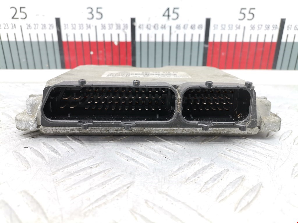 Блок управления двигателя (ЭБУ) SKODA Octavia A4 1U- 1997-2010