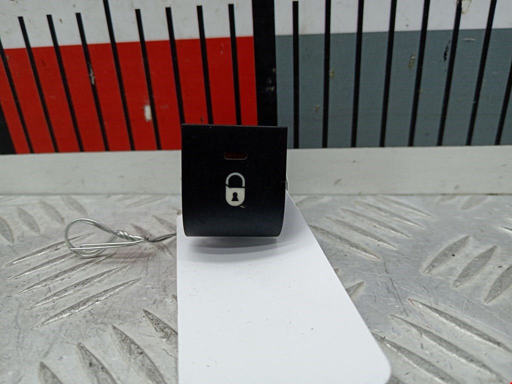 Кнопка центрального замка PEUGEOT 207 2006-2015