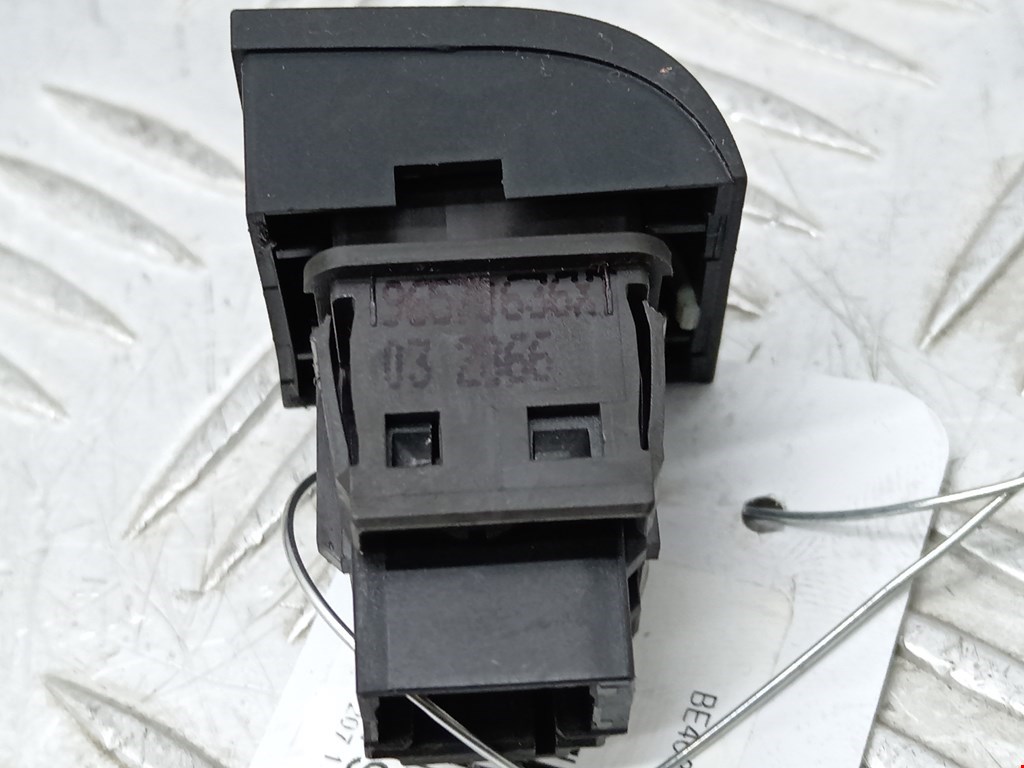 Кнопка центрального замка PEUGEOT 207 2006-2015