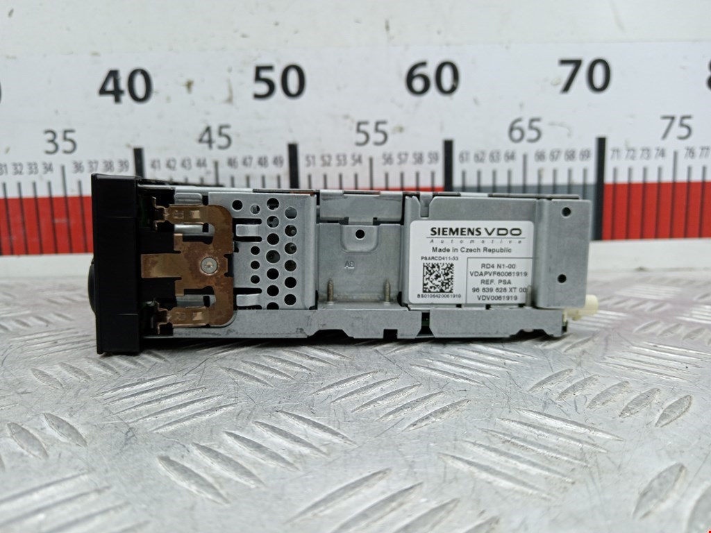 Магнитола PEUGEOT 207 2006-2015