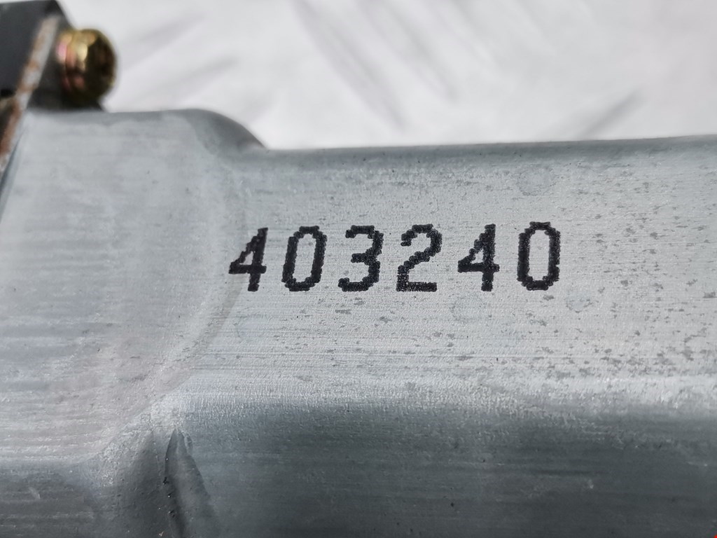 Стеклоподъемник задний правый SUBARU Legacy 2003-2009