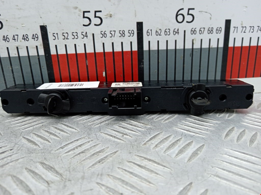 Кнопка аварийной сигнализации (аварийки) OPEL Astra H/Family 2004-2015