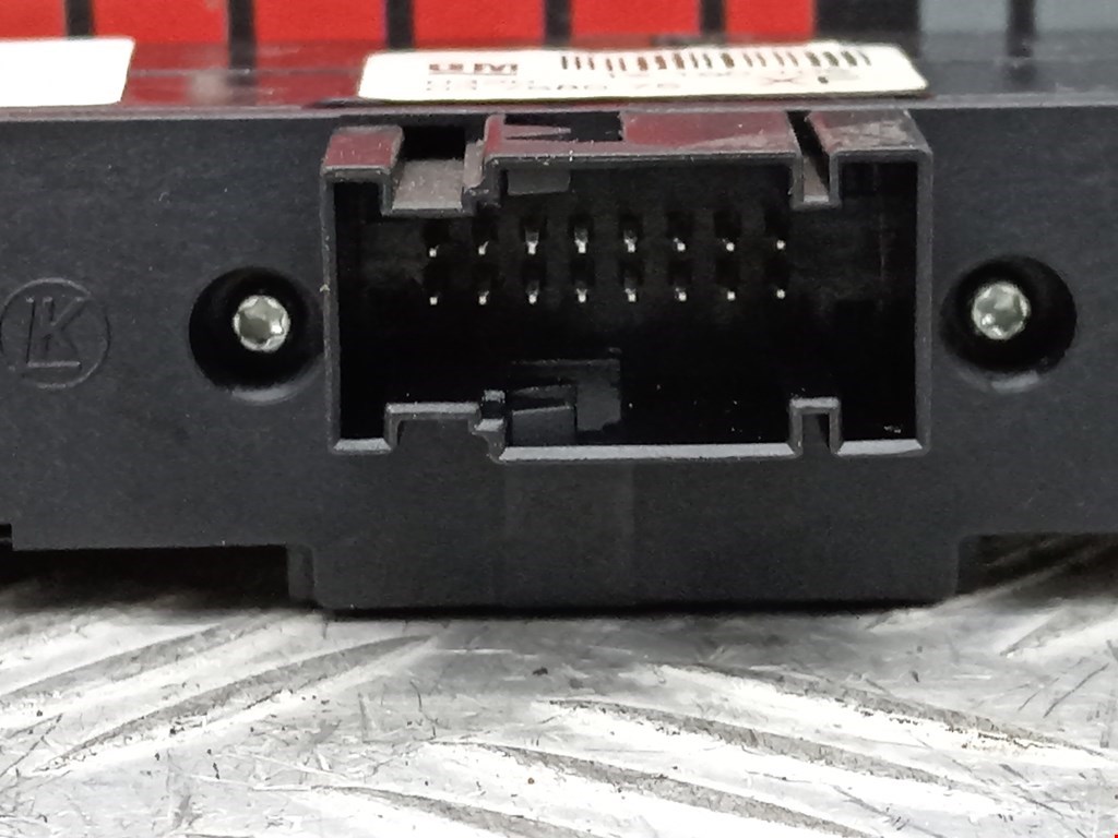 Кнопка аварийной сигнализации (аварийки) OPEL Astra H/Family 2004-2015