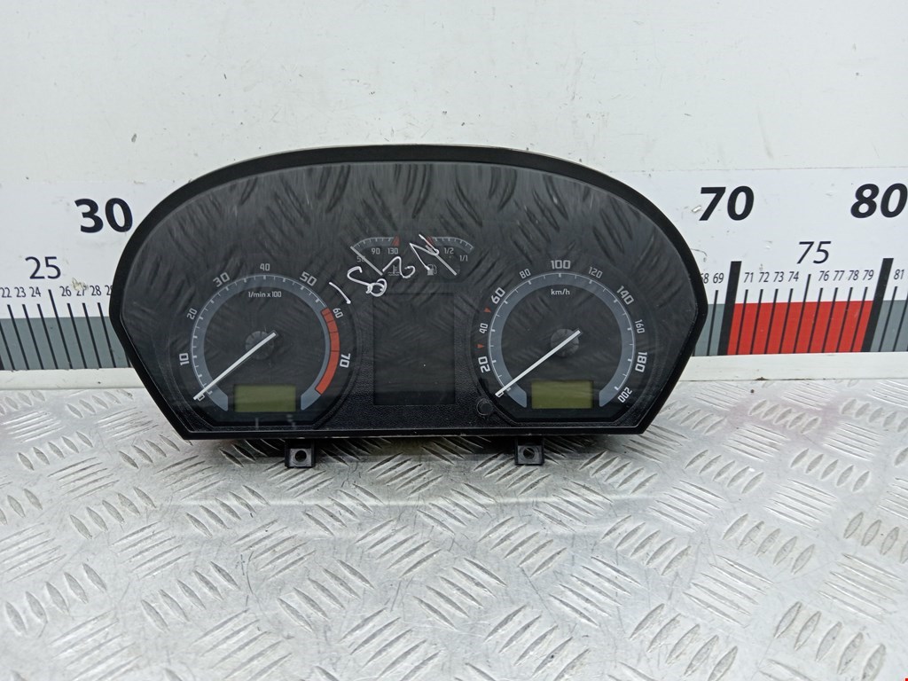 Панель приборов (щиток) SKODA Fabia MK1 1999-2006