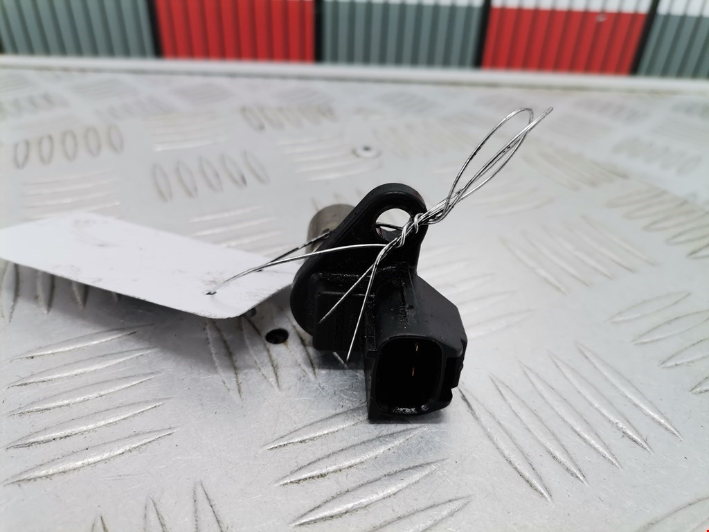 Датчик положения коленвала TOYOTA Avensis 2003-2008