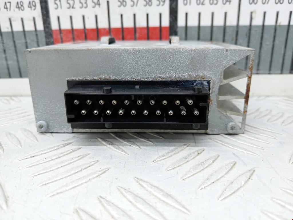 Усилитель акустической системы BMW 7er 7 серия E65/E66 2001-2008