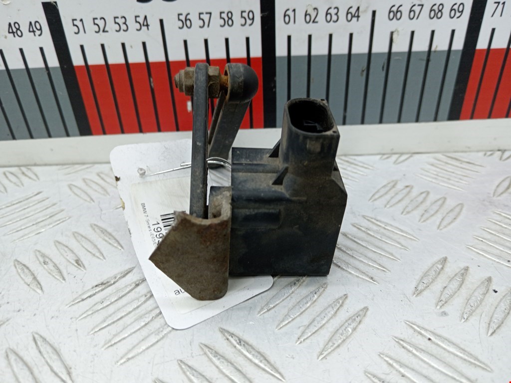 Датчик регулировки дорожного просвета BMW 7er 7 серия E65/E66 2001-2008