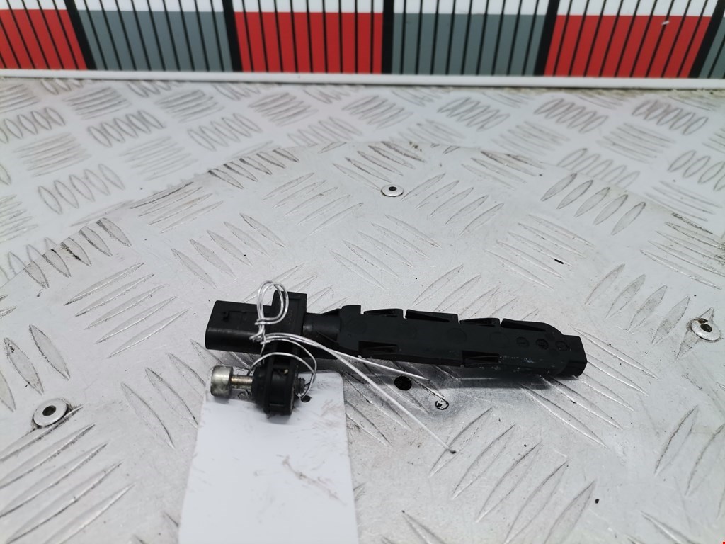 Датчик положения коленвала BMW 1er E81\E87 2004-2011