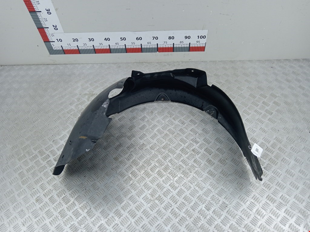 Локер (подкрылок) передний правый VOLKSWAGEN Passat B5 1997-2005