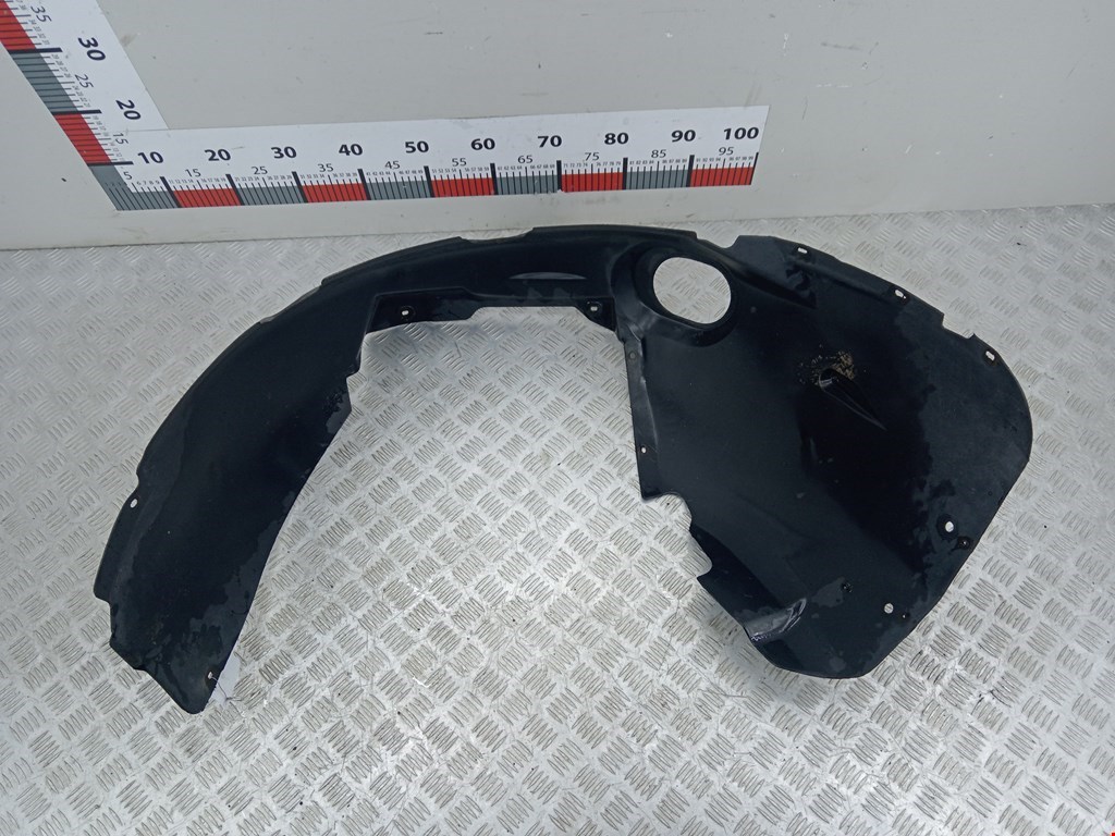 Локер (подкрылок) передний правый VOLKSWAGEN Passat B5 1997-2005