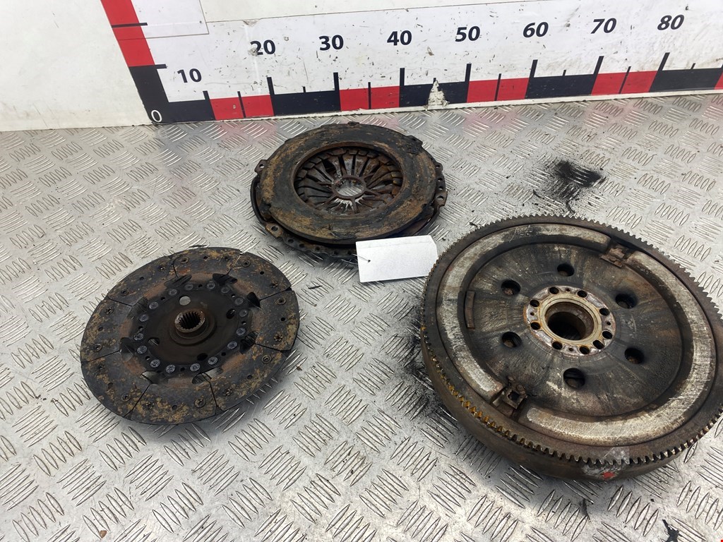 Маховик (демпфер сцепления) PEUGEOT 307 2001-2008