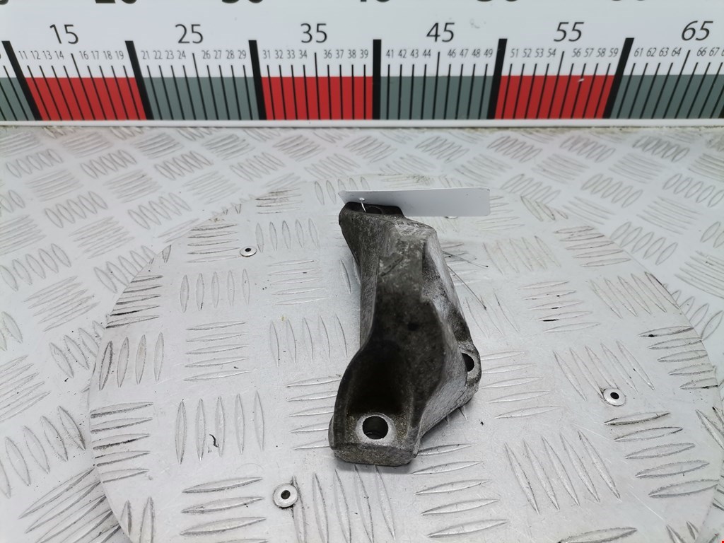 Кронштейн ТНВД BMW 1er E81\E87 2004-2011