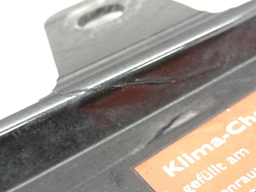 Решетка радиатора NISSAN Note E11 2005-2014