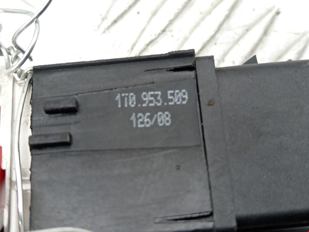 Кнопка аварийной сигнализации (аварийки) VOLKSWAGEN Caddy III 2004-2015