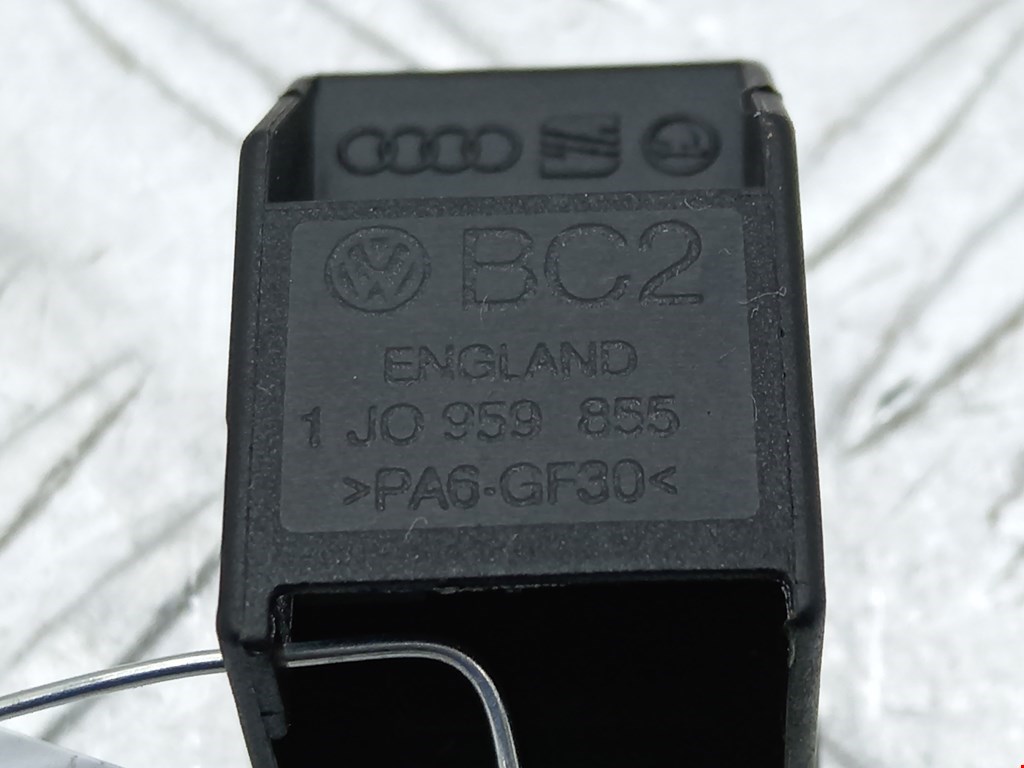 Кнопка стеклоподъемника VOLKSWAGEN Passat B5 1997-2005