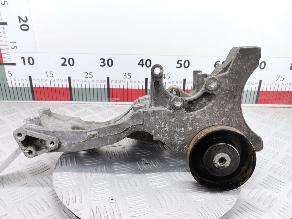 Кронштейн гидроусилителя AUDI A4 B6 2001-2005