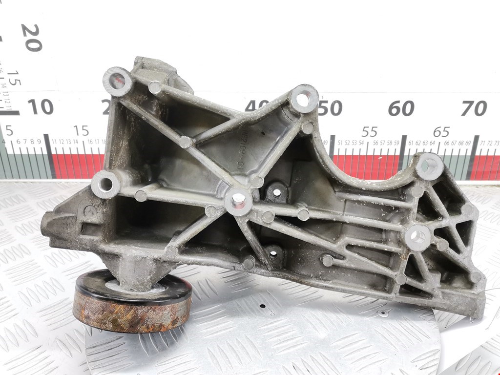 Кронштейн гидроусилителя AUDI A4 B6 2001-2005