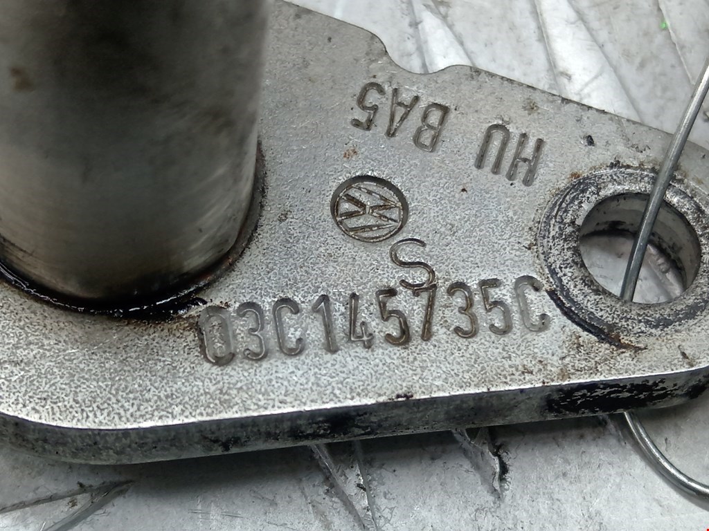 Трубка нагнетателя VOLKSWAGEN Touran 2003-2010