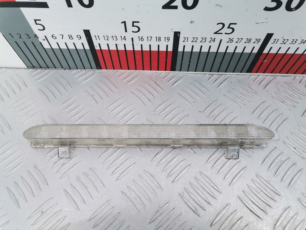 Фонарь дополнительный тормозной (стоп-сигнал) Mini Cooper Hatch 2 (R56) (2006-2013)