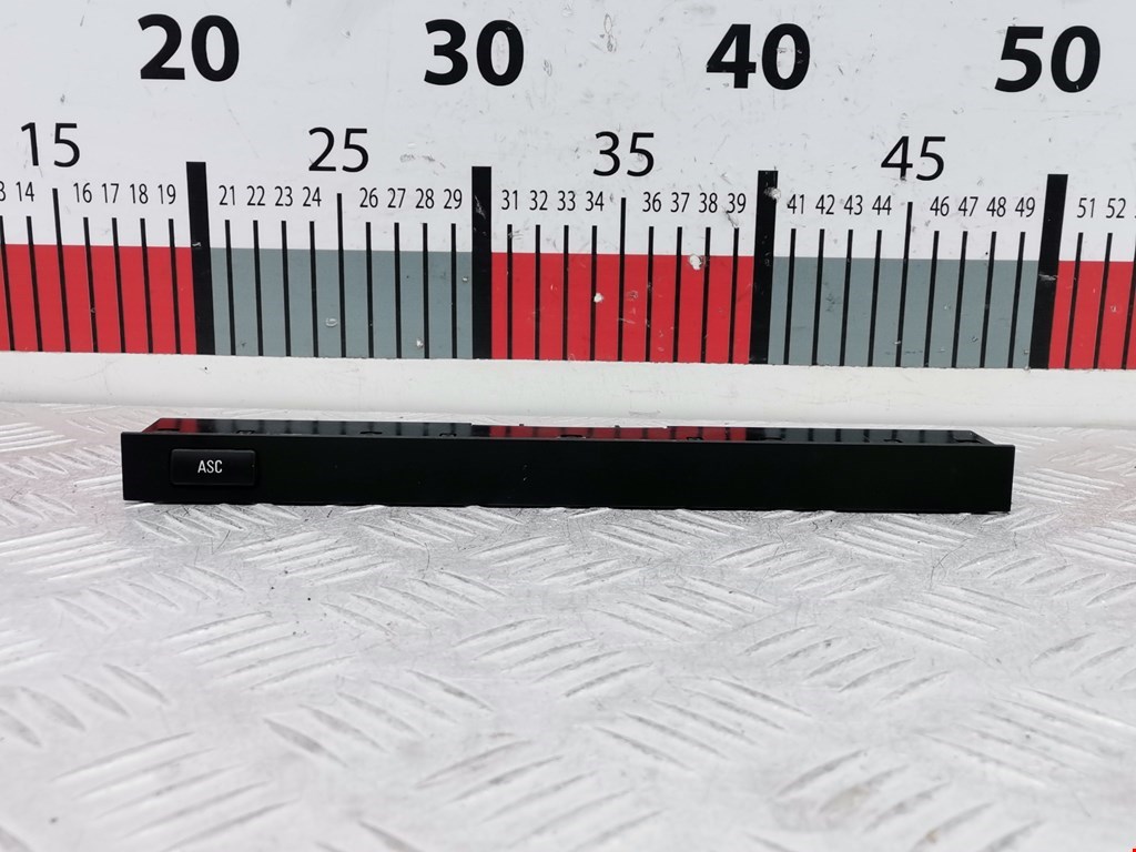 Кнопка антипробуксовочной системы BMW 5er 5 серия E39 1995-2004