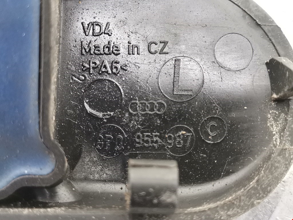 Форсунка омывателя лобового стекла AUDI A3 8P 2003-2013