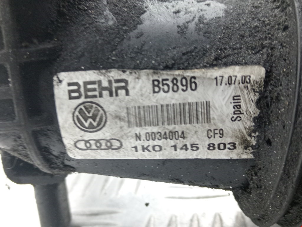 Интеркулер (радиатор интеркулера) VOLKSWAGEN Touran 2003-2010