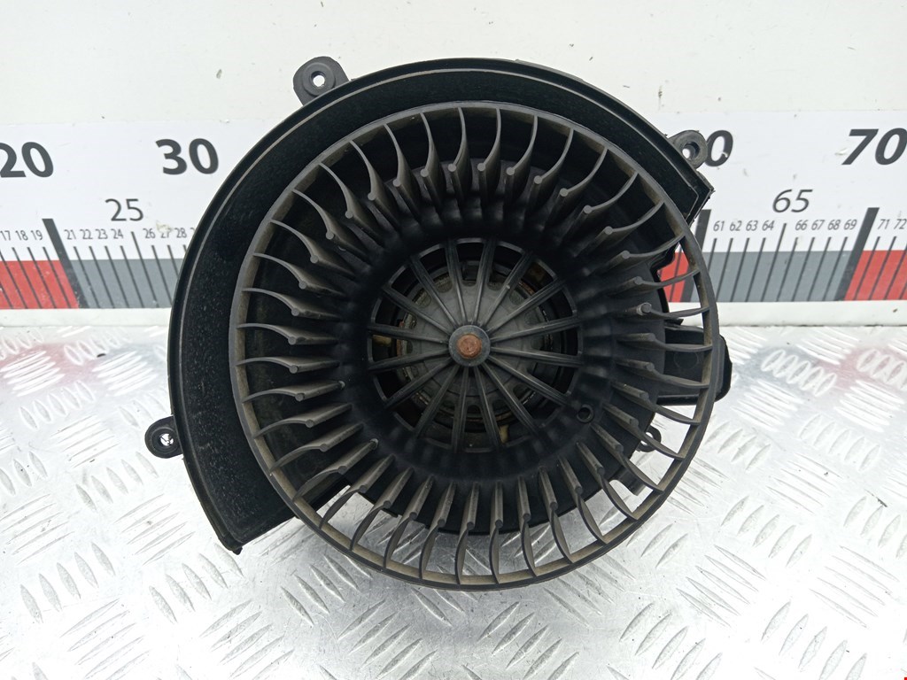 Моторчик (мотор) отопителя салона OPEL Astra G 1998-2005