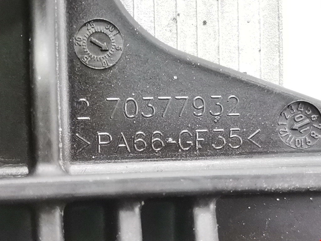 Корпус масляного фильтра BMW 3er E90/E91 2005-2012