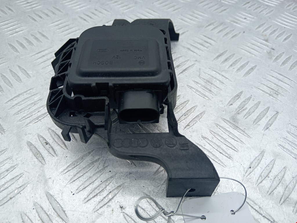 Моторчик заслонки печки SKODA Fabia MK1 1999-2006