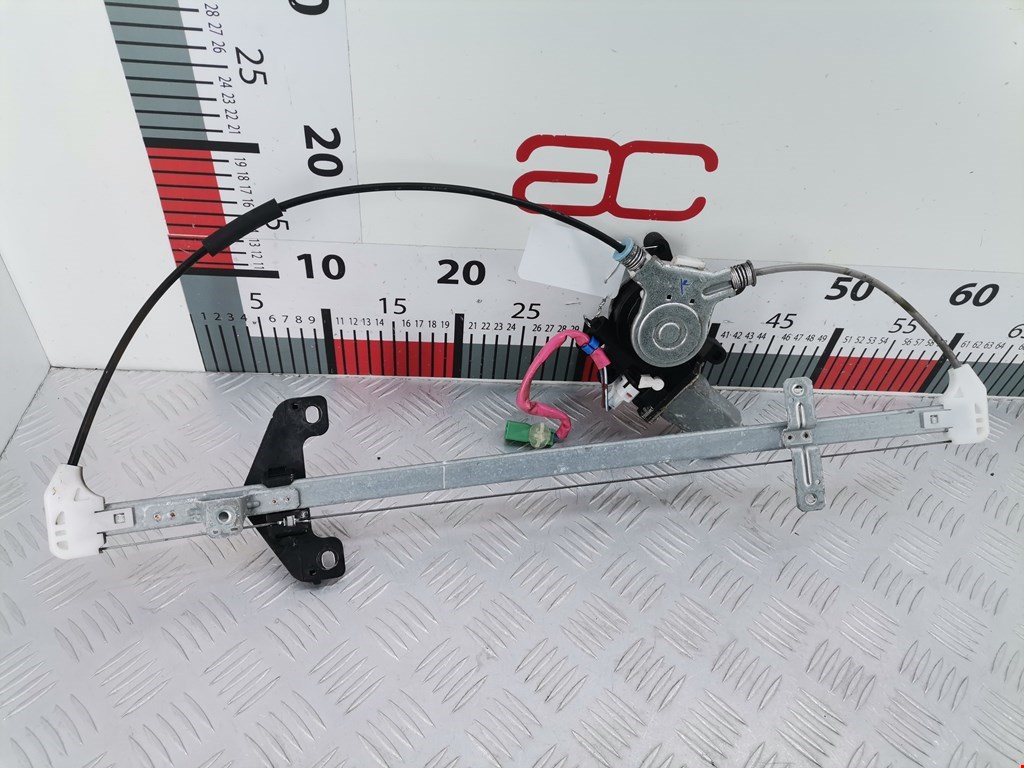 Стеклоподъемник задний правый HONDA CR-V II 2002-2007