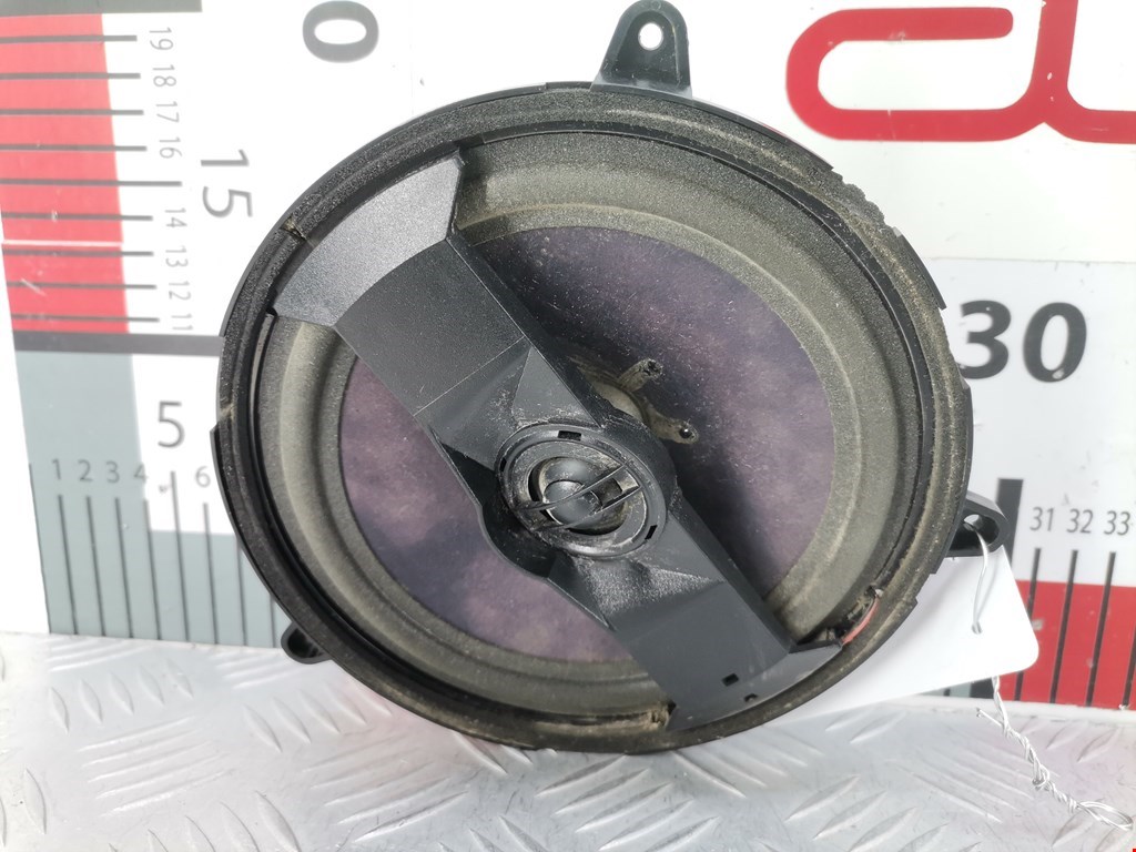 Динамик AUDI A4 B5 1995-2001