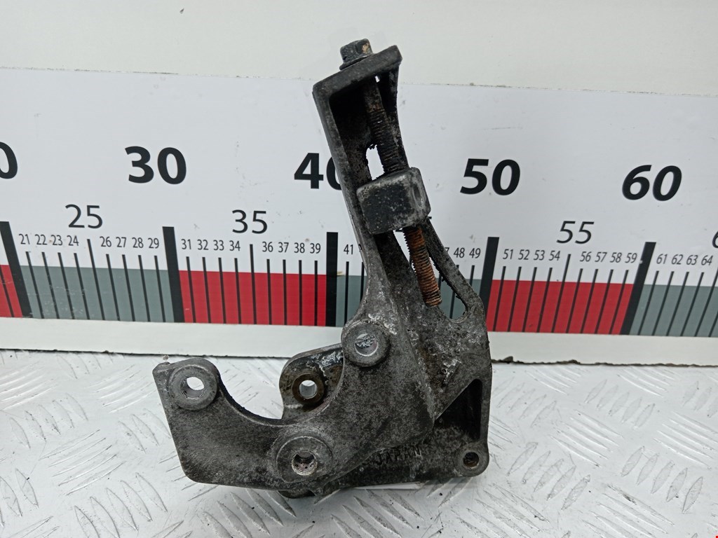 Кронштейн генератора SUBARU Legacy 2003-2009