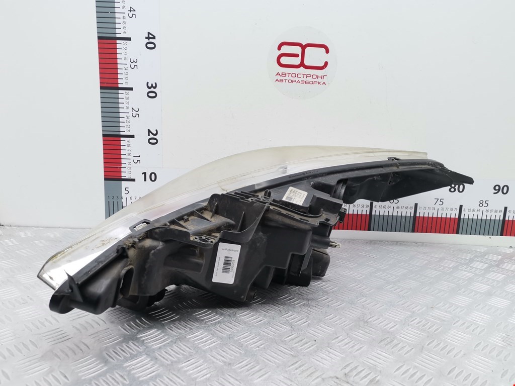 Фара правая PEUGEOT 207 2006-2015