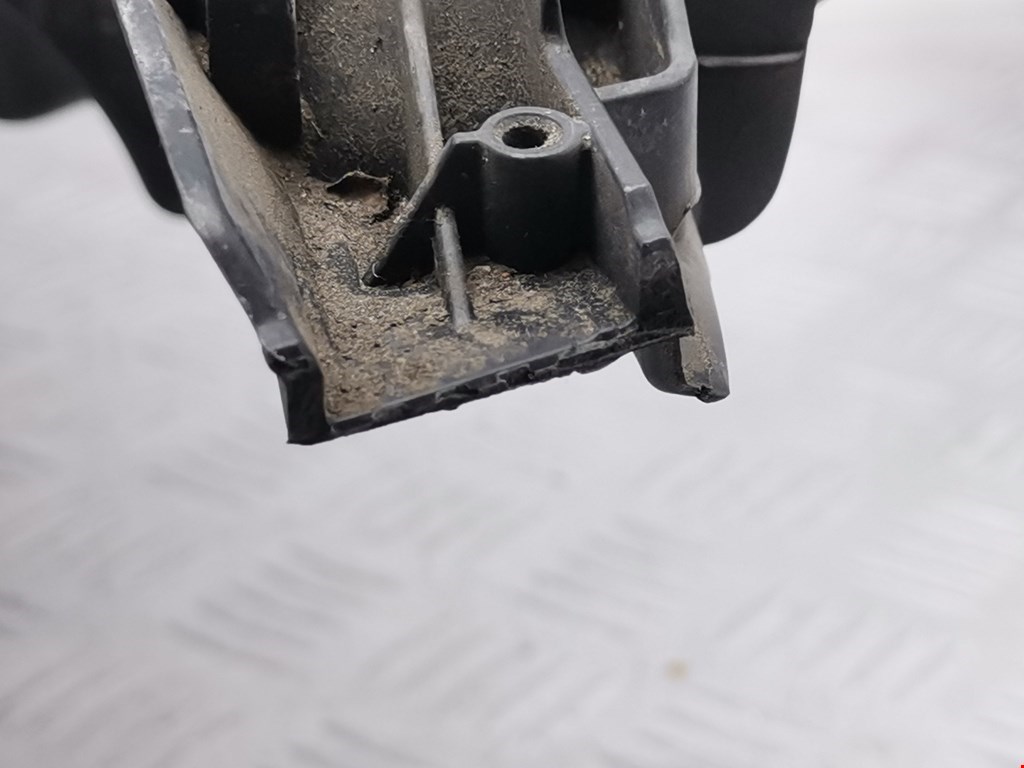 Фара правая PEUGEOT 207 2006-2015