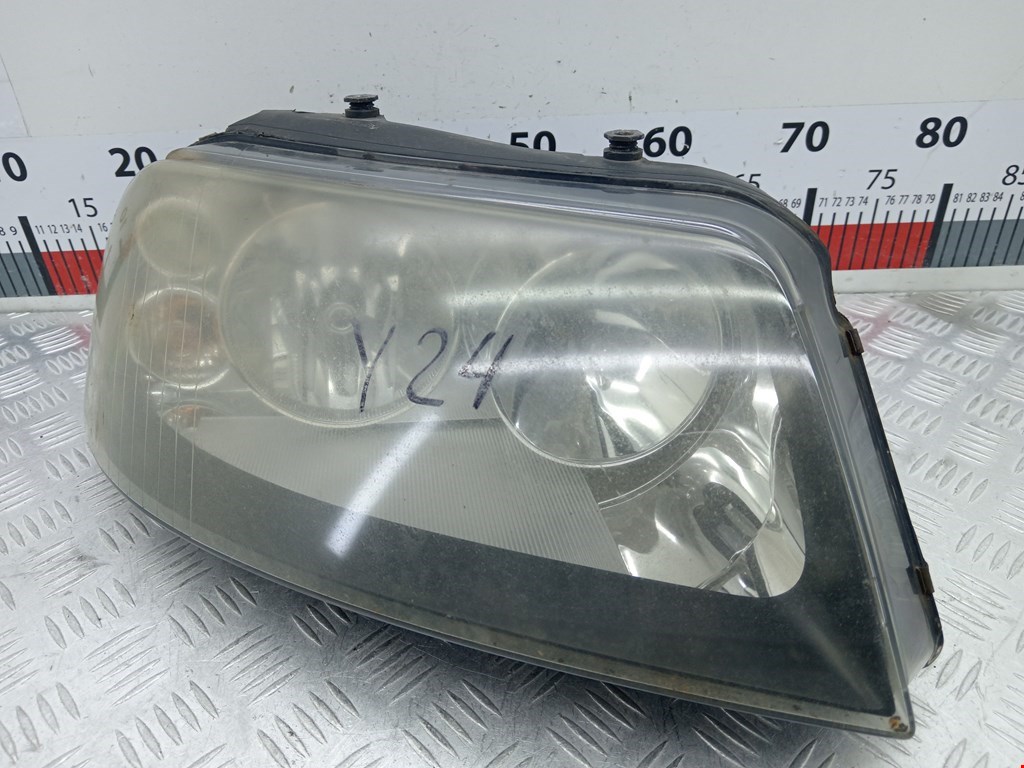 Фара правая SEAT Alhambra 1996-2010