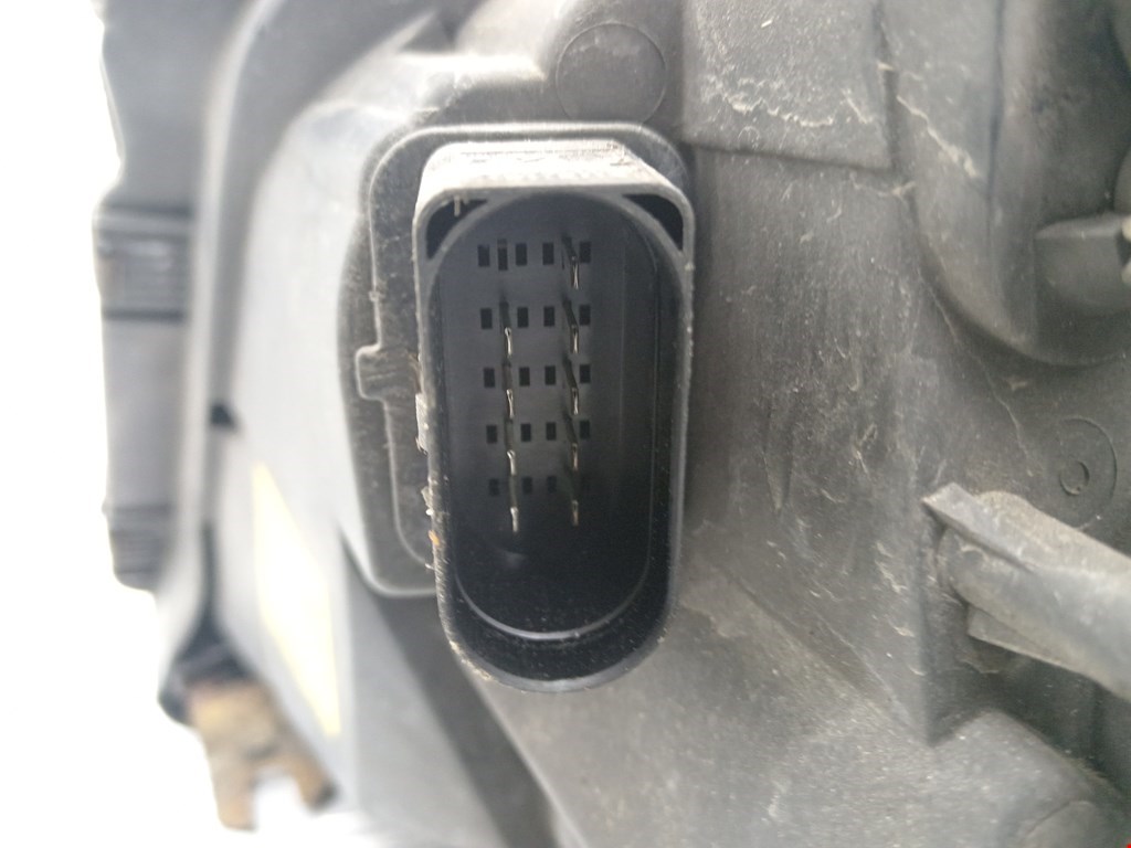 Фара правая SEAT Alhambra 1996-2010