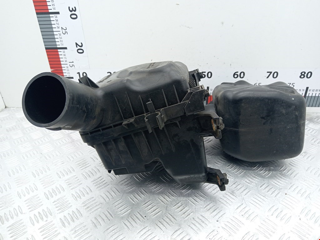 Корпус воздушного фильтра SUBARU Legacy 2003-2009