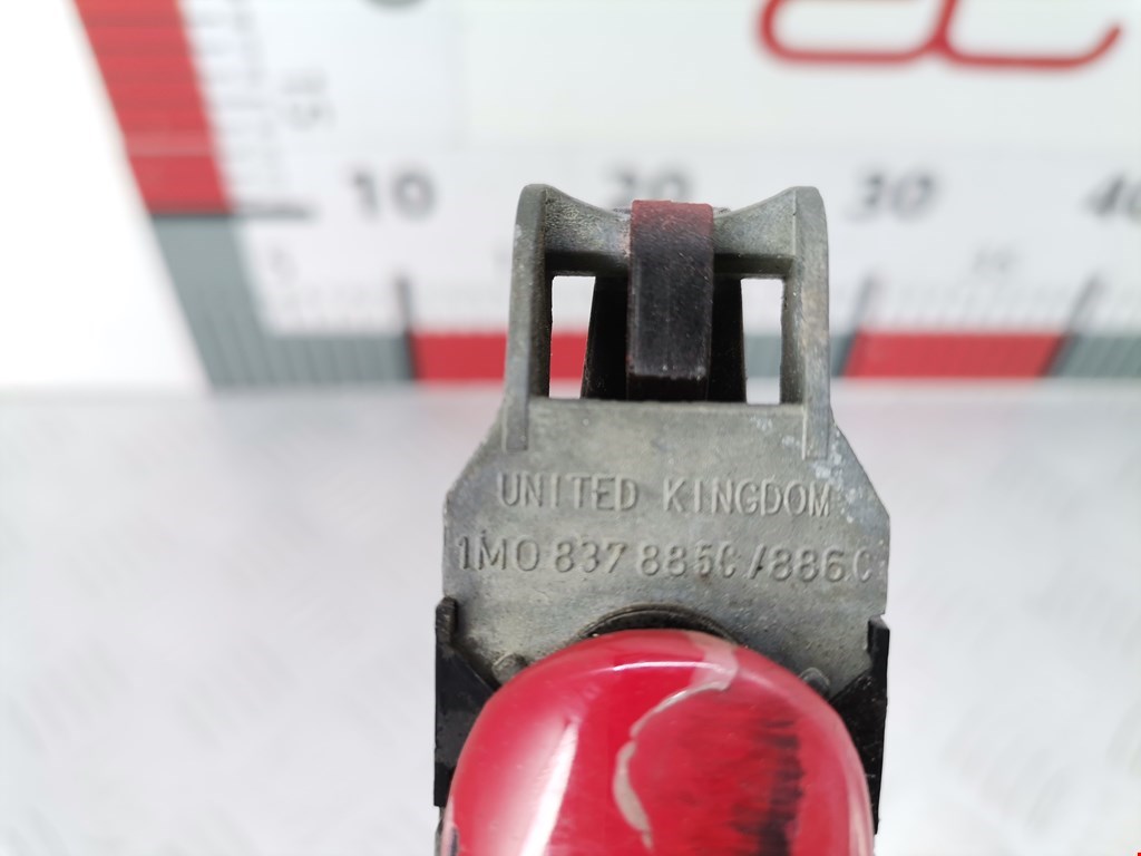 Ручка двери задней наружная левая SEAT Leon 1999-2005