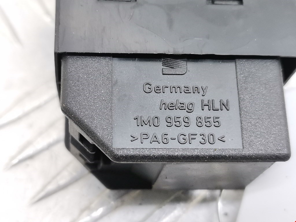 Кнопка стеклоподъемника SEAT Leon 1999-2005