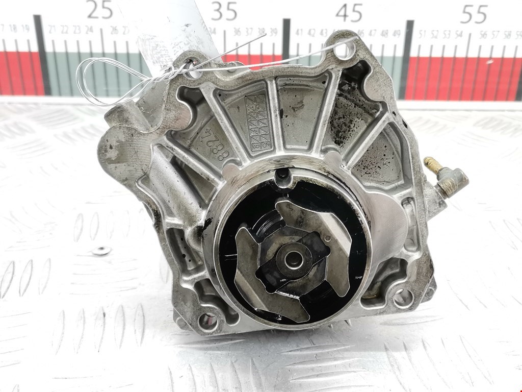 Насос вакуумный Opel Zafira B (2005-2014)