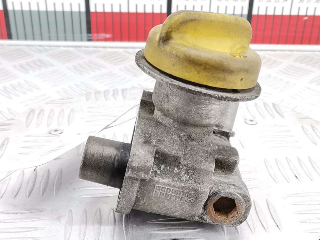 Горловина маслозаливная (залива масла) OPEL Zafira B 2005-2012